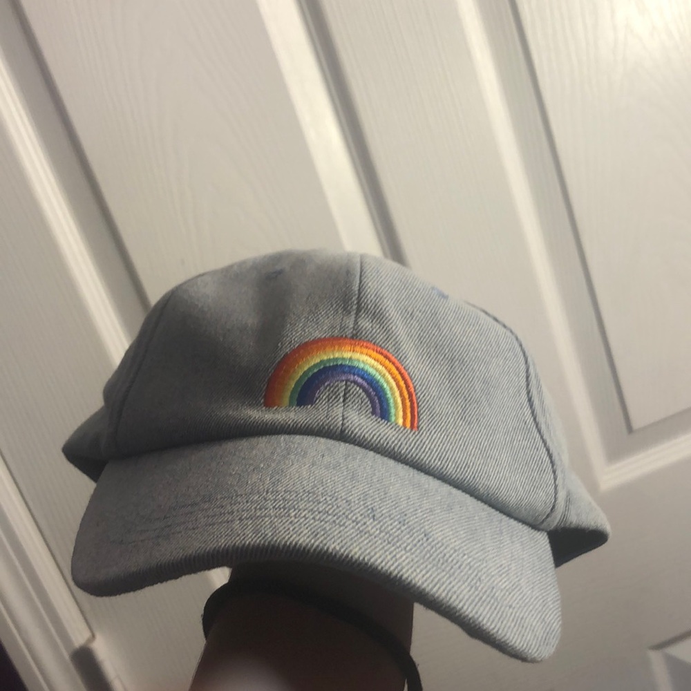 Jean hat with rainbow symbol
